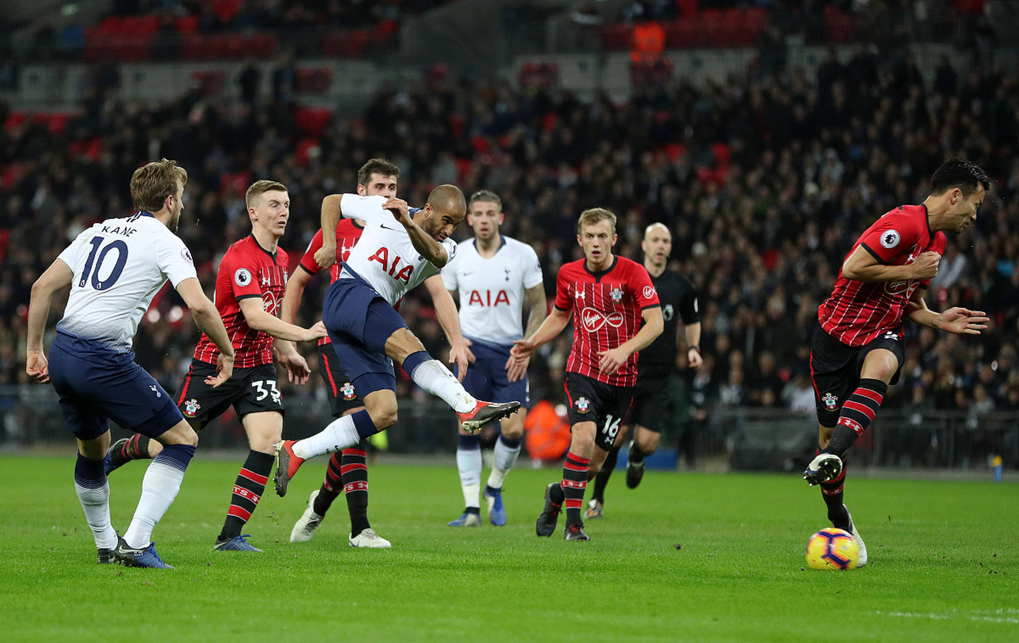 出场机会受 出场机会受